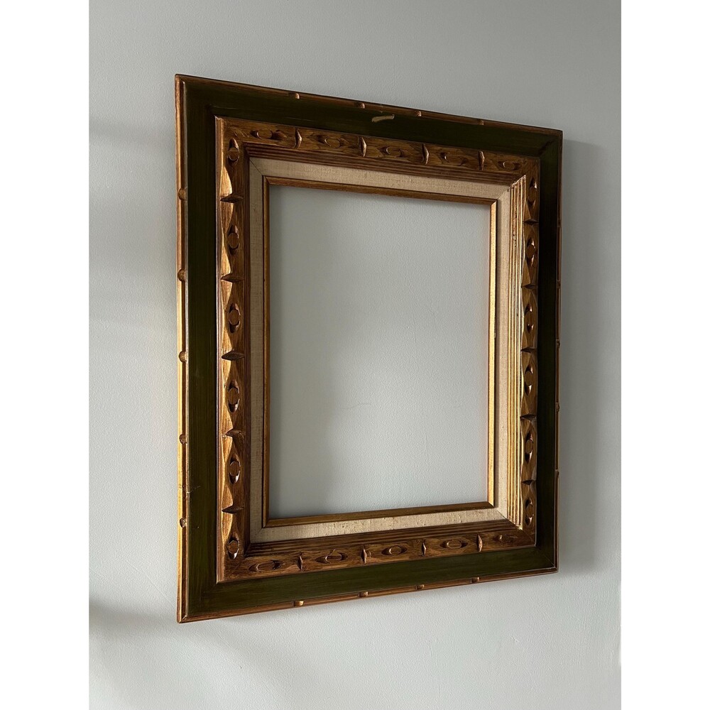 Vintage 12” x 16” Hand-carved Wood Frame w/Hunter Green, Gold, and Linen Detail